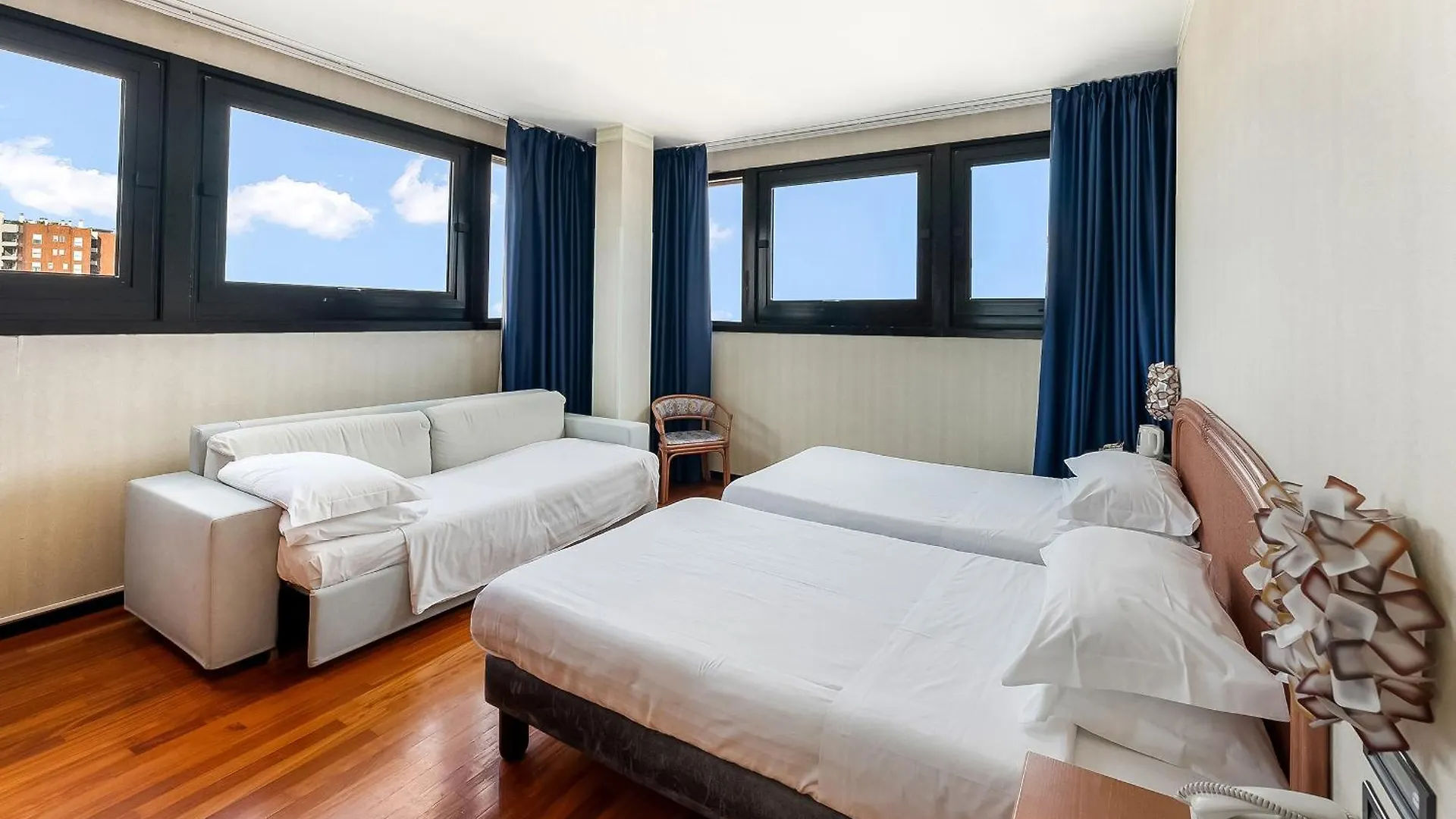 Abacus Hotel Sesto San Giovanni 4*,