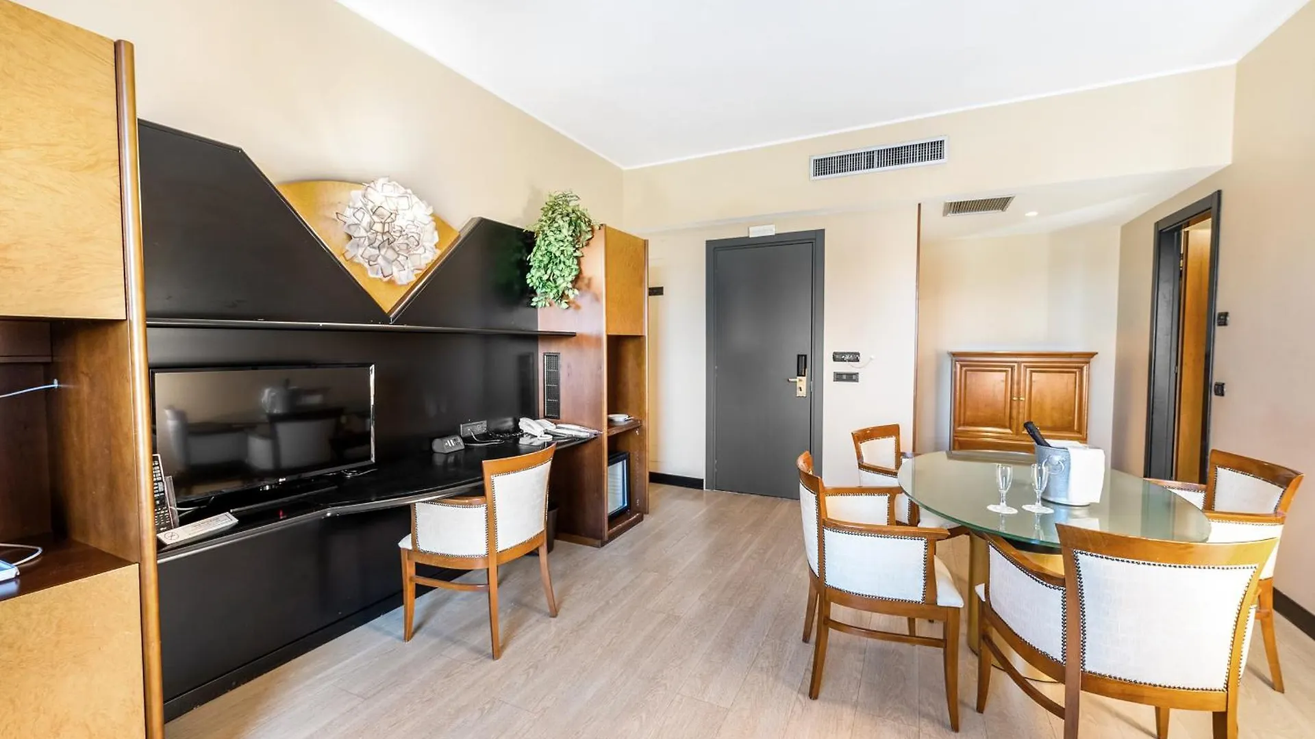 Abacus Hotel Сесто-Сан-Джованни Италия