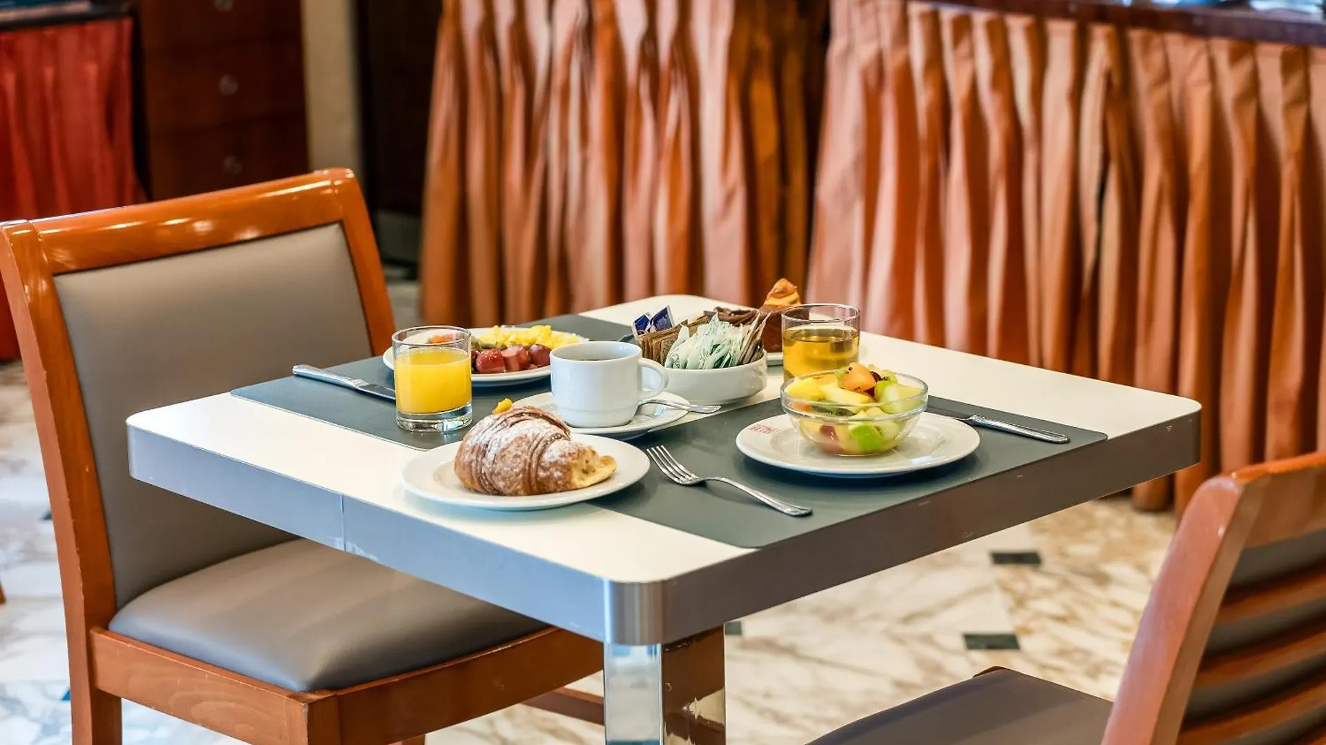Abacus Hotel Sesto San Giovanni 4*,  Italie